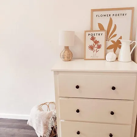 Style In Style Near Bus Station Nivy *