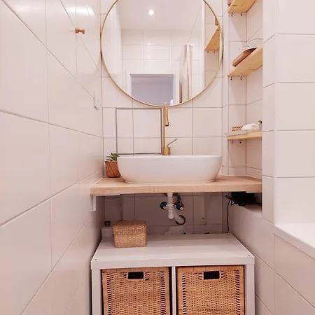 Stylish Apartment, Walk To Nivy Center Bratislava