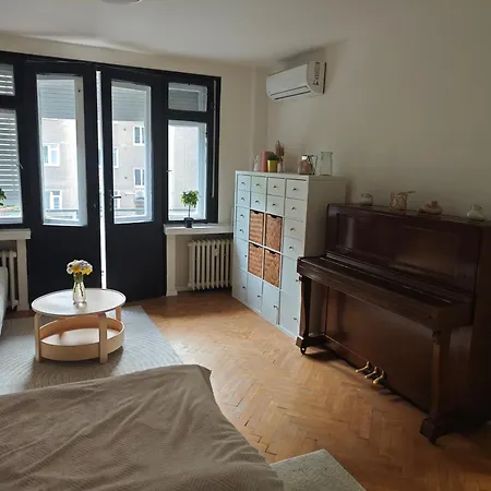 アパート Stylish Apartment, Walk To Nivy Center *